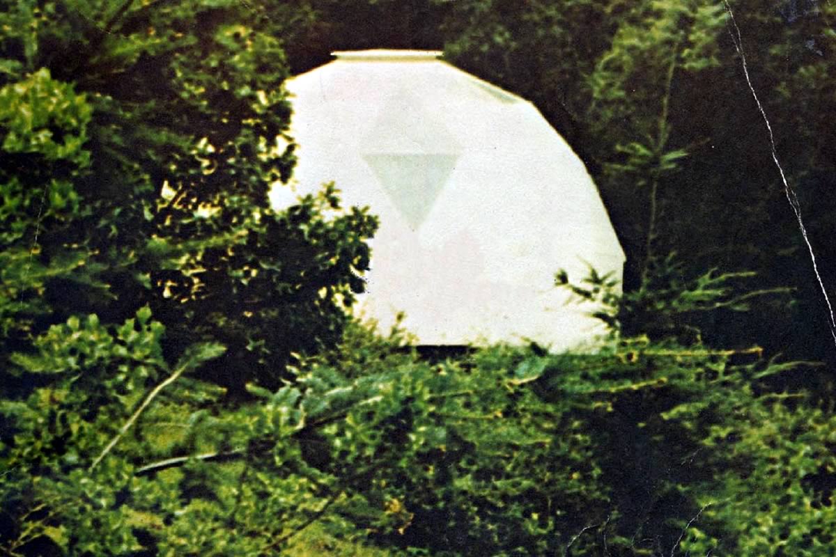 Partie de la couverture du livre