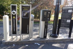 La sortie du parc Vincent-Massey