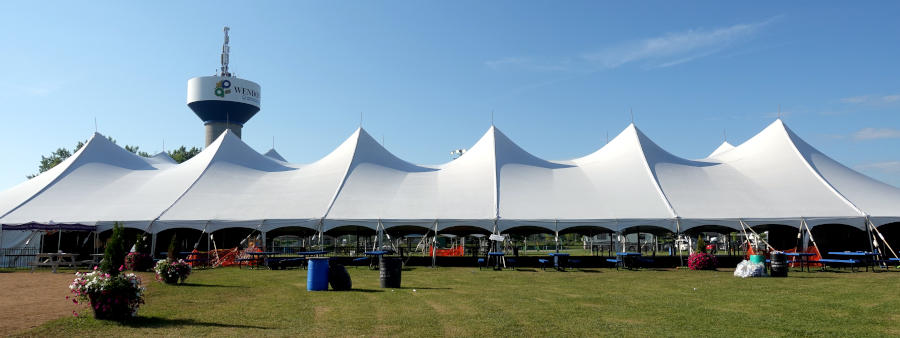 Le chapiteau au Festival de Wendover